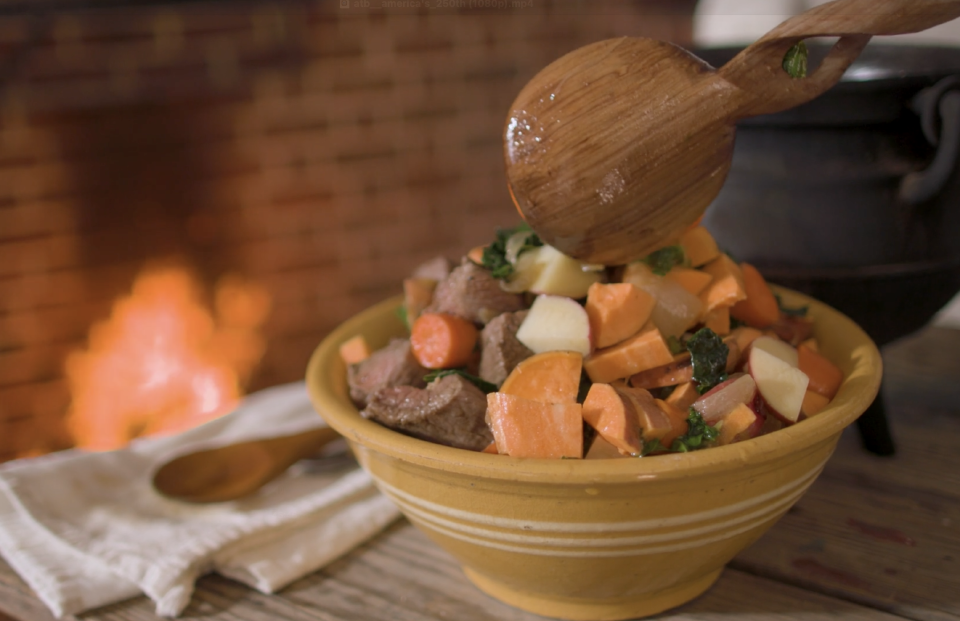 The Homestead Manual: Self-Reliant Culinary Practices from America the Bountiful Img